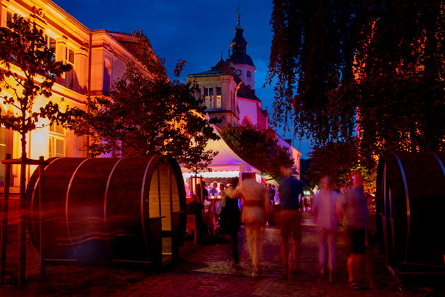 Impressionen vom Marktplatzfest mit Weindorf in Baden-Baden