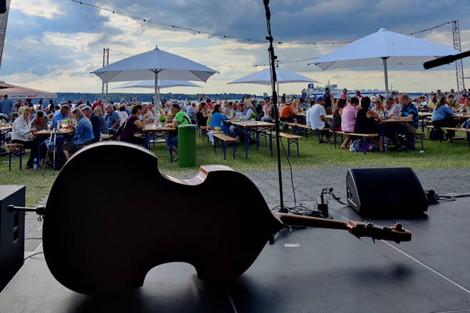 Impressionen vom Weinfest in Laboe
