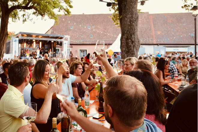 Impressionen vom Weinfest in Rödelsee